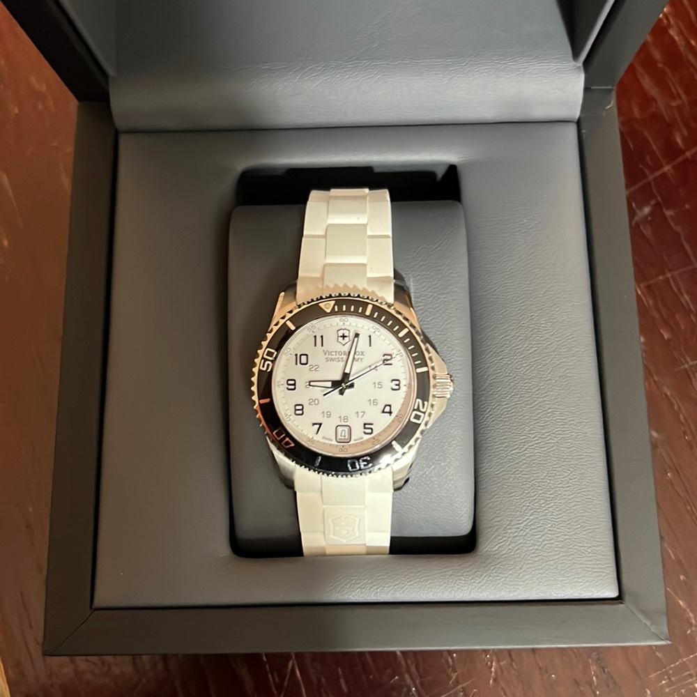 Victorinox Maverick Watch